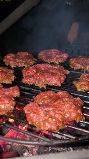 Cooking Delicious Burgers Over Solid Fire Pits