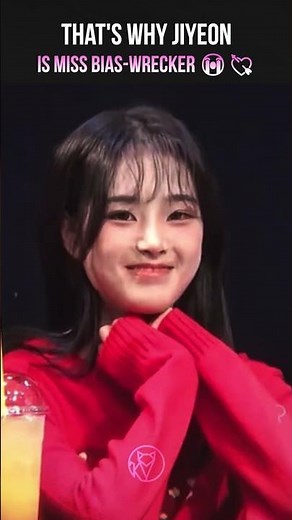That's why Jiyeon is Miss Bias-Wrecker 😭💘 | tripleS overgoddess-modus fanmeeting fancam