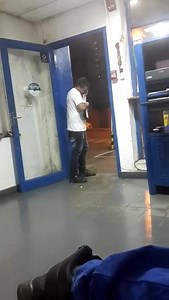 Detienen a un guardia de seguridad por realizar disparos en un surtidor. Mirá las imágenes. [NOTA: http://abc.com.py/1708935.html] | ABC Digital