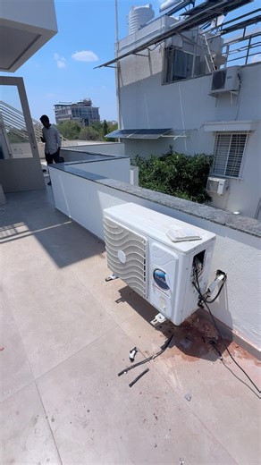 Lloyd inverter Ac power suply outdoor me bhi de sakte #raj_tech #lloyd #airconditioner