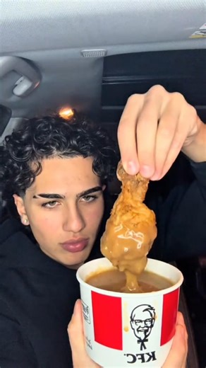 KFC Chicken Dipped in Sauce 😱🔥 Ultimate Crunch Mukbang #kfc #asmr #mukbang
