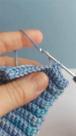 Easy and relaxing pattern for the mittens. I crochet such every season for me and all around me. Link is on Etsy MicroCrochetArt shop #luciaknit #microcrochet #microart #microcrochetart #microartist #impossible #nanocrochet #crochet #fingerlessgloves #mittens #howtocrochet #mittenspattern #howtocrochetmittens | LuciaKnit Creative Ideas