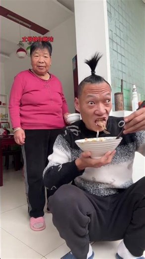 Crazy Cat Jumps on Piano: Epic Fails Compilation