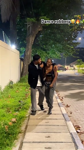 Wait for it😂🏃‍♀️ #trending #dance #jumpshot #couple #funny #shortsfeed #shorts #youtubeshorts