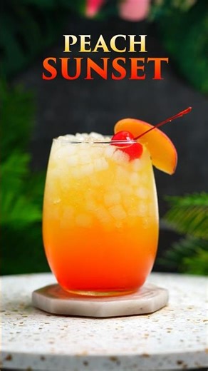 Peach Sunset 🍑☀️ #PeachSunset #SummerCocktail #PeachCocktail #VodkaCocktail #EasyCocktails