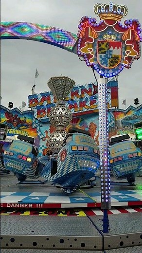 Breakdance in ACTION Kirmes #kirmes #trending #attraction #new #2023 #travel