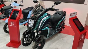 38K views · 681 reactions | Th Auto Expo 2020 became home to many weird and unique concepts and the Hero Electric Trike was one of them. Here's a detailed walkaround video of the same! | Motoroids India | Facebook