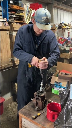 Honing a Briggs and Stratton WMB Cylinder (full restoration video on channel)