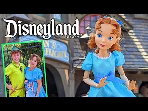 Wendy Darling doll Review in Fantasyland at Disneyland | #Unboxing