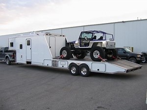 TOYHAULER RVS (Crawler Haulers)