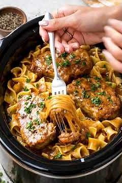 🍖 Slow Cooker Pork Chops in Brown Gravy (Over Egg Noodles)