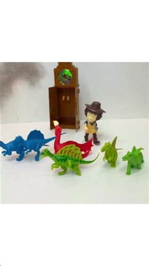 Andy’s amazing adventures #andysamazingadventures #andyday81 #andyoddsocks #cbeebies #dinos