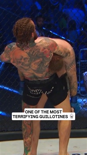 Aaron Chalmers Turns a Guillotine into a Nightmare Submission 😴😳 #MMA #JiuJitsu #Submission #Fight | PFL MMA Live