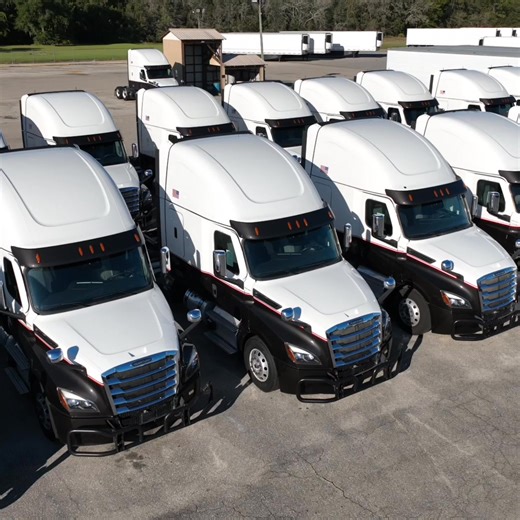 🔥🚛 Over 80 Freightliners In Stock — Best Maintained Trucks in the Southeast! | 2019 – 2023 Freightliner Cascadia 126s | 📍 Located in Starke, FL ❄️ Thermo King Tripac APU 🔥 Inverter 💪 Detroit DD15 Engine DT12 Transmission 🆕 New Virgin Dual Drives 🛏️ 72" Raised Roof Sleeper (Double Bunk) ⛽ Great Fuel Economy ⏱️ Low Engine Hours 🛡️ Ex-Guard 🛑 Disc Brakes Collision Mitigation 🔧 Regular Preventative Maintenance 🌴 Southeast-Run Only = **Minimal Rust** 📦 Identical units bulk discounts avail