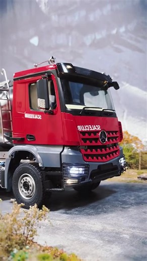 17K views · 396 reactions | 232_Simulated 8-wheel drive, rear-wheel assisted steering remote control van#hydraulic #remotecontrol #models #mini #rct | Toy RC | Facebook