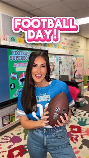 FOOTBALL 🏈 Day! This is perfect for a fun themed review day or classroom transformation! Kindergarten teacher elementary school resources activities ideas inspo #teacher #teachersofinstagram #teachersofig #iteachk #iteachtoo #iteach #classroomsetup #classroomideas #classroompinspirations #teacherinspiration #teacherideas #watchmeteach | Kindergartenkitties Connected Page