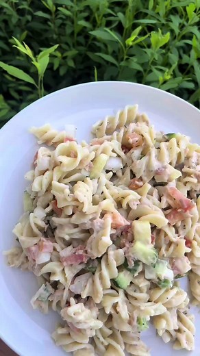 Easy Tuna Pasta Salad Recipe with Fresh Vegetables