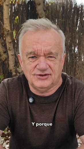 🥩🎬 Entrevista amb Dominique Pinon a Sitges 2025 L’inoblidable rostre de Delicatessen torna a Sitges per parlar-nos d’aquest clàssic surrealista que continua fascinant més de 30 anys després. #Sitges2025 #DominiquePinon | SITGES Festival Internacional de Cinema Fantàstic de Catalunya