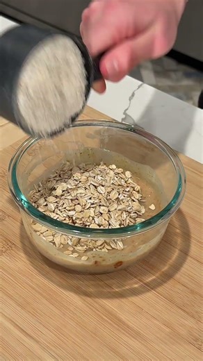 Healthy Oatmeal Cookies (4 Ingredients)