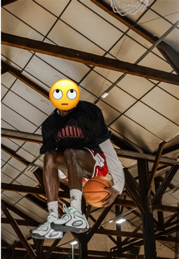 Mastering the Art of Dunking in Basketball