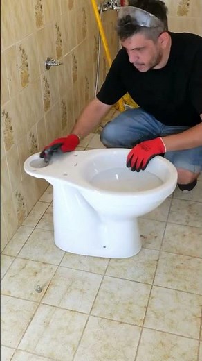 Quick and Easy Toilet Replacement! #shorts #toilet