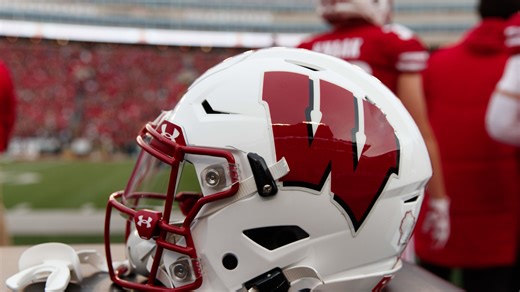 Wisconsin adds inside linebacker Sebastian Cheeks from North Carolina
