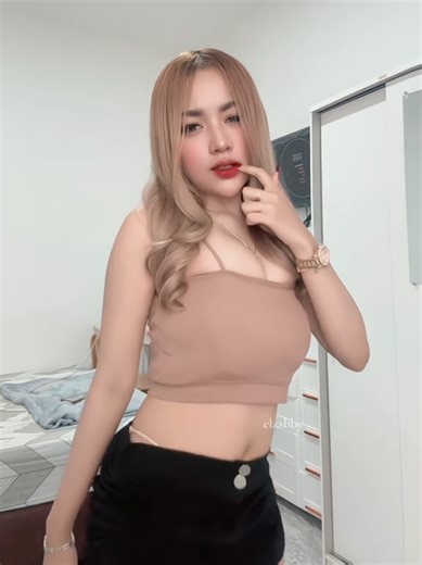 Perfect Girl: Creating Your Ideal Persona