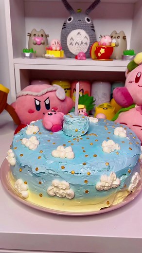 4h de travail pour un gâteau kirby cursed #kirby#kirbymemes#cursedcake#cake#baking#patisserie#food#tiktokcuisine#nintendo#uncanny