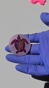 Resin tiny turtle #resincraft | Art by Tish