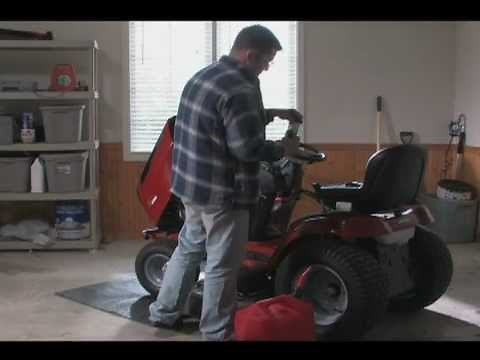 Briggs & Stratton: How to Store Your Tractor for Winter