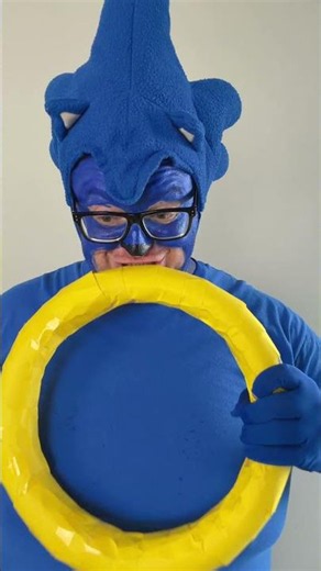 Sonic LOVES rings!