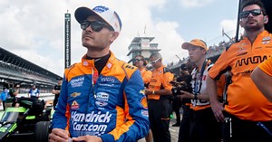 Kyle Larson qualifies P5 for the Indy 500, leaves for NASCAR All-Star Race