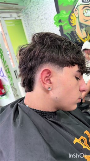 Mohicano Tutorial: Achieve the Perfect Mohawk Style