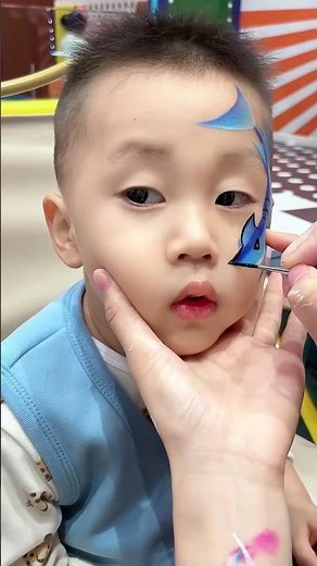 Cute little shark kid face painting series! #kids#facepainting