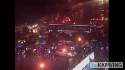 14K views · 148 reactions | Pinakamalaking balitang gumulantang noong 2010, hindi lang sa Pilipinas, kundi maging sa buong mundo, ang malagim na hostage-taking sa Quirino Grandstand sa Maynila. Balikan ang “DZMM Yearend Report” na ito na unang ipinalabas noong December 31, 2010. #DZMMThrowback #ABSCBNNewsArchive | ABS CBN Integrated News & Current Affairs | Facebook