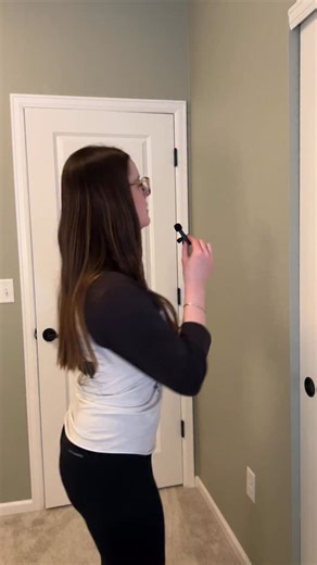 Caitlin Connell on Instagram: "Microbursts!! Are they real?!🤯 #weatherwednesday #microburst #weather #meteorology #storms"