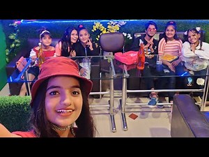 Chalo 🤤 Burger 🍔 Khane Chale 😋 Payal Ishu Kunal Rahul Antima Riya Pooja Kavita | Mk Studio vlog