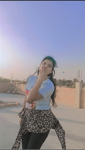 trend completed with my niece 🔥 #dracula #youtubeshorts #jennie #trending