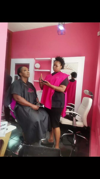 Ntobe Zulu (@mazoelou)’s videos with Beneath Your Beautiful (feat. Emeli Sandé) - Labrinth