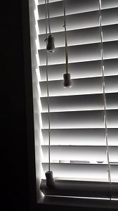 Is there a way to fix these blinds not turning? They go up and down easily but barely open