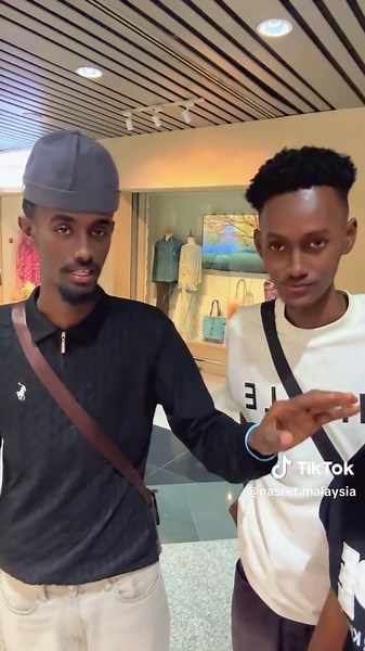 Welcome back the two Legends @Zakisomaali1 ✪🐐 @Cumeer BigFan🔰 #nasretteam #sundus #somali #malaysia #mogadishu