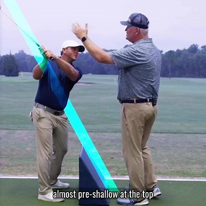 Here is the best, most consistent way we've found to shallow the club on the downswing.🏌🏻‍♂️💯 | Athletic Motion Golf