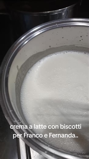 Video di maurizio75 (@maurizio1475) con Lazzarella - Aurelio Fierro