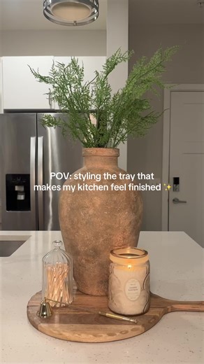 Effortless Kitchen Tray Styling Tips and Ideas