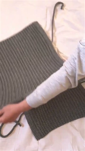 stylish sweater design pattern # #handmade .#sweater#Knitwear #Knitted #short #easy #stitch #ladies