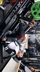 beginner or intermediate full legs workout routine ..........set 4x 15,12,10,8 reps............. main chij apne posture pr Dhyan dena hain ...chek it my posture 💪🦁🤙🏻 ..yeh purana video hain .... I hope aap sab ko help milega khush raho ❤️🙏 . . . . . . #reels #reelsinstagram #reelitfeelit #fitness #gym #workout #fit #fitnessmotivation #motivation #bodybuilding #training #fitfam #lifestyle #instagood #crossfit #gymlife #exercise #muscle #fitnessmodel #gymmotivation #yoga #fitboy #follow #fits