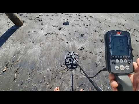 Quick lesson for Minelab Equinox 600 beach set up