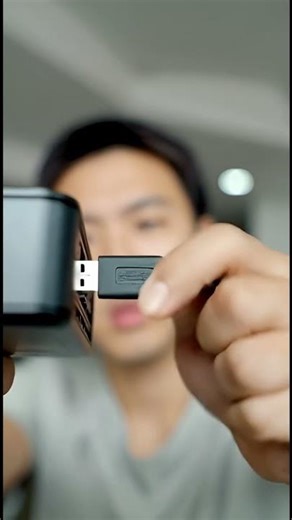 USB cable wrong orientation😐