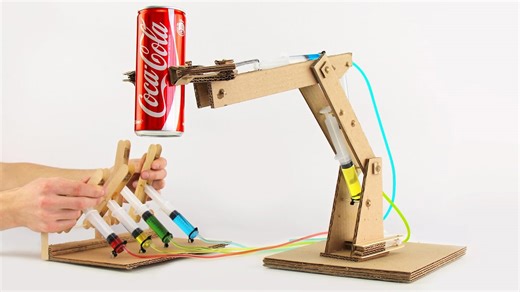 How to make hydraulic powered robotic arm from cardboard
