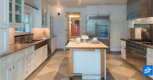 39K views · 120 reactions | While no one knows who’s going to be taking home the golden statue for Best Picture this weekend, you can make your pick now for Best Kitchen right now! These spaces are home to some of Hollywood’s biggest A-listers. Find out who here: zlw.re/ylpu8239 | Zillow | Facebook